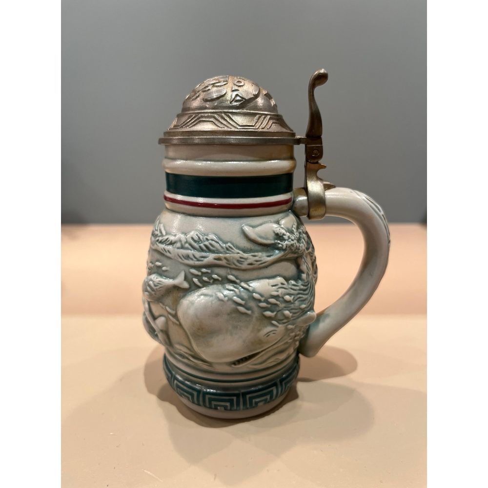 Avon Stein SpermWhale Endangered Species 1992